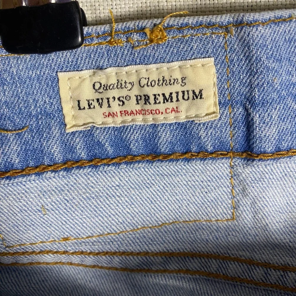 Levis Premium 511 Slim Fit Light Wash Denim Jeans Mens 32x34